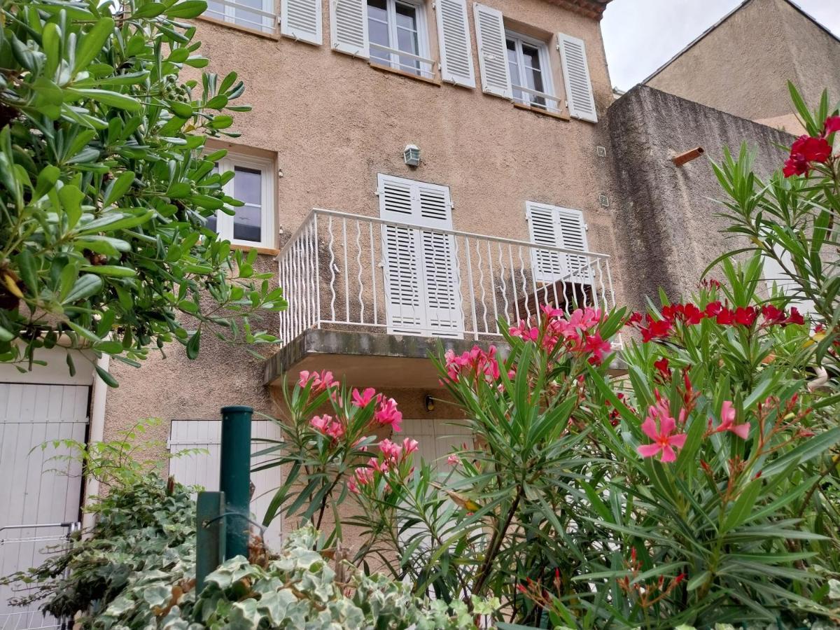 Appartement Port De Hyères Zewnętrze zdjęcie